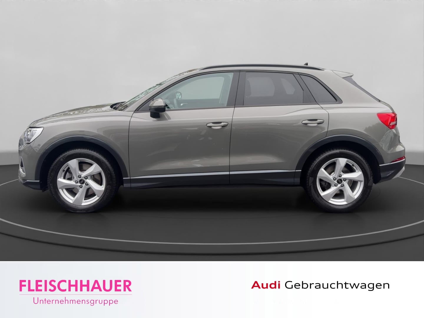 Bild über Audi Q3 TFSI quattro 140 kW S tronic - für weitere Informationen kontaktieren Sie den Audi Partner