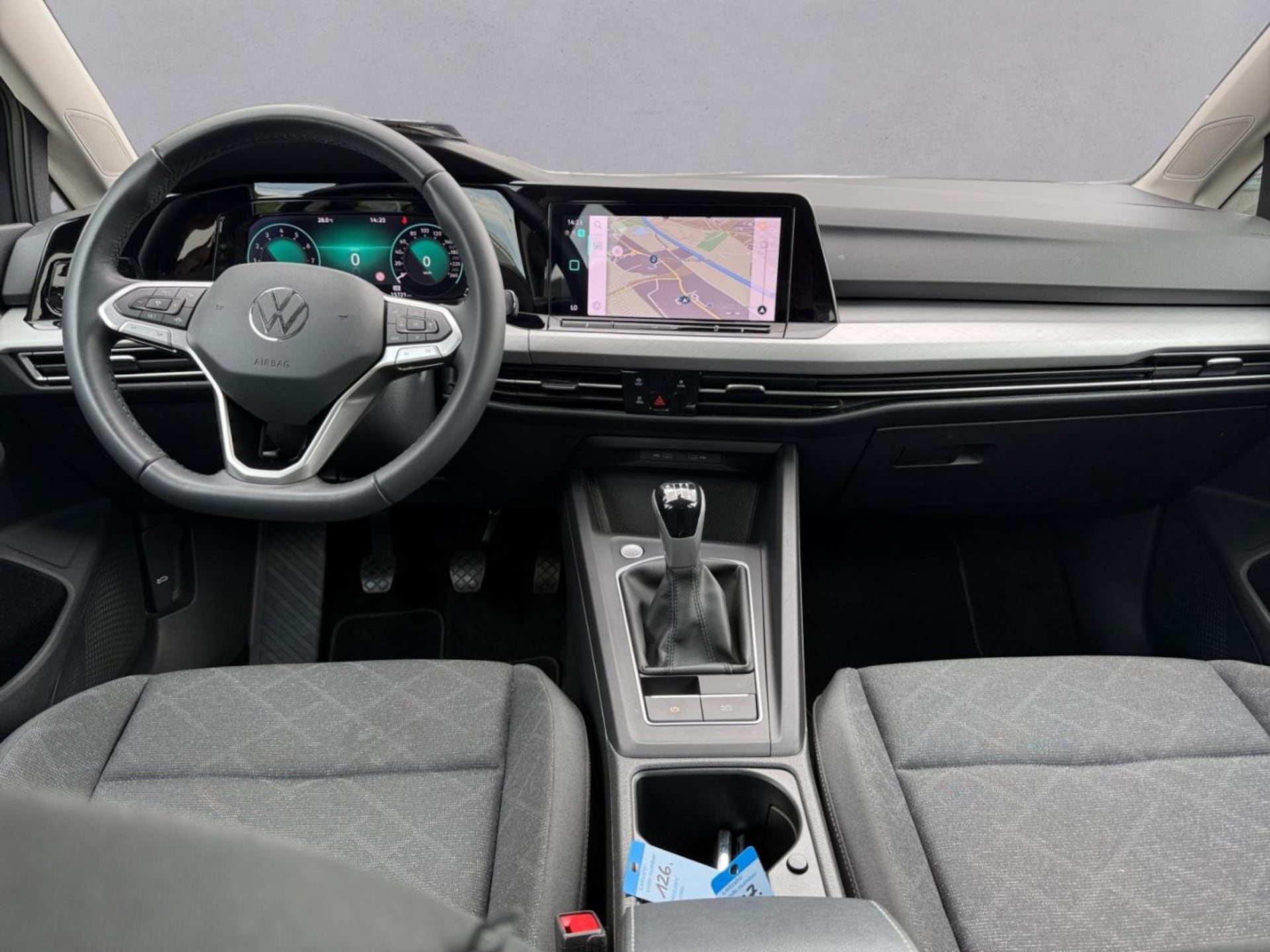 Volkswagen Golf Life