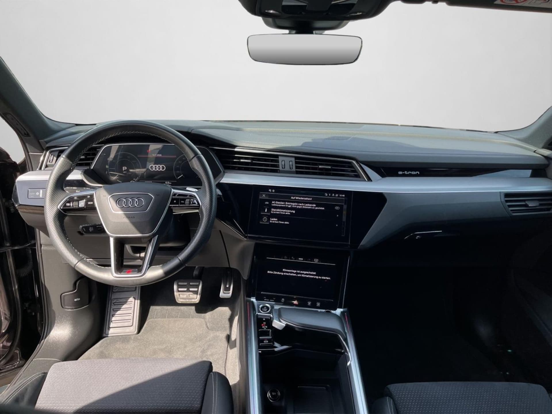 Audi Q8 Sportback e-tron Advanced