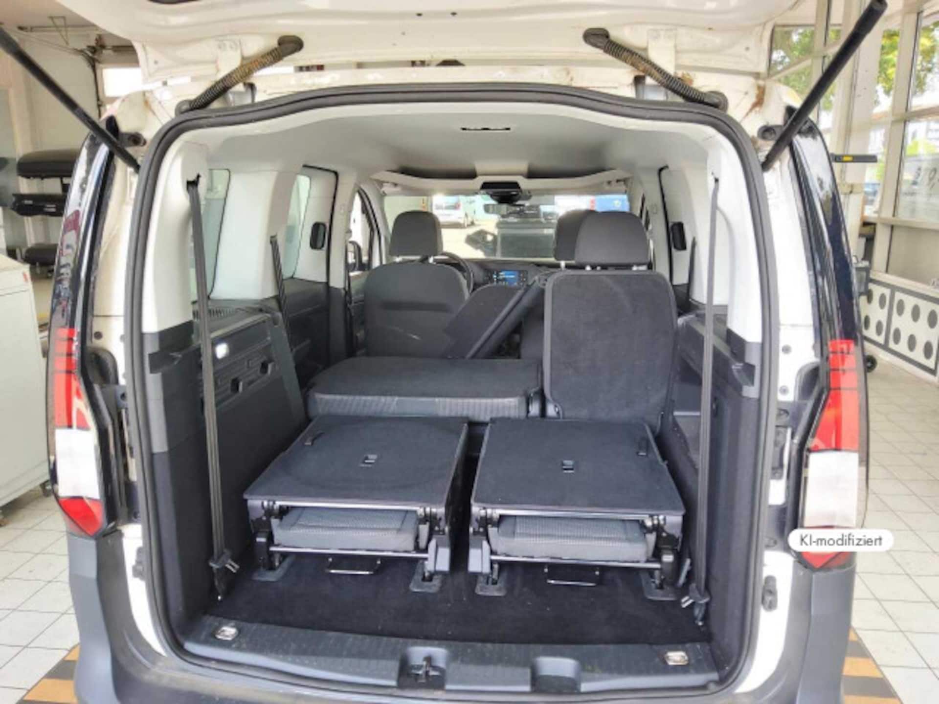 Volkswagen Caddy Basis-Modell