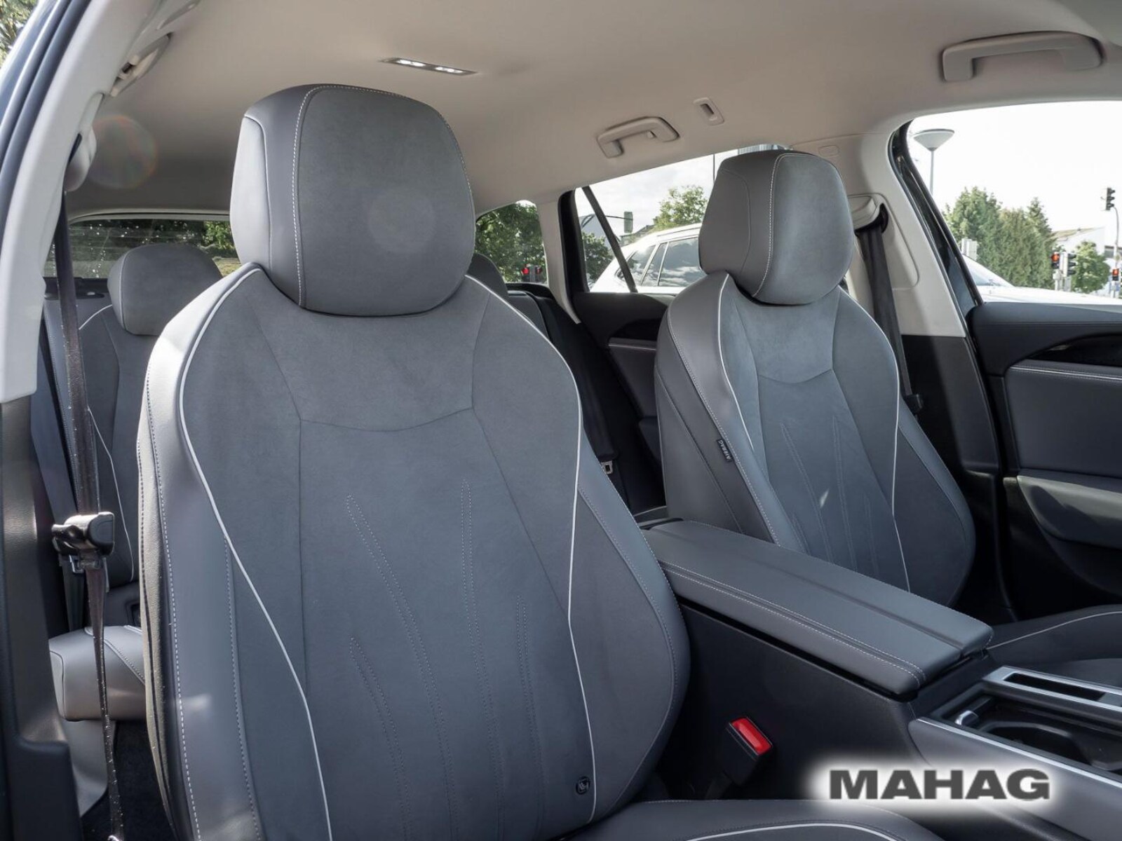 Volkswagen Passat – Bild 14