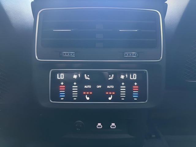 2026 Audi SQ8 Prestige - Photo 31
