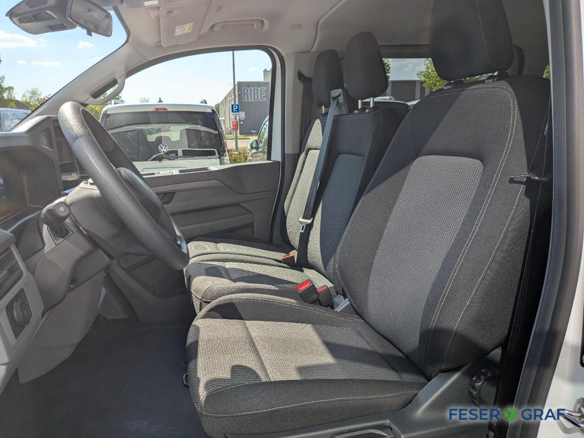 Volkswagen e-Caravelle
