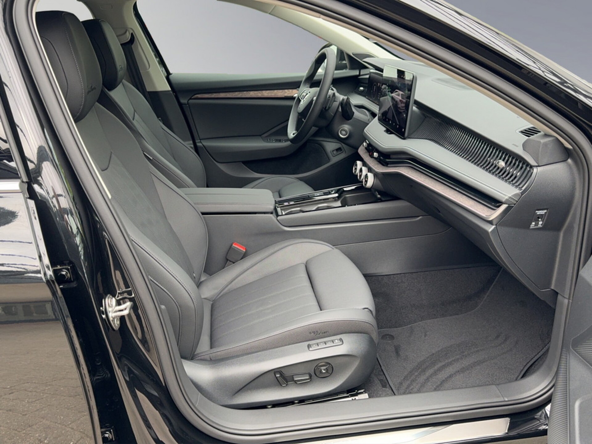 Skoda Superb Combi Laurin & Klement