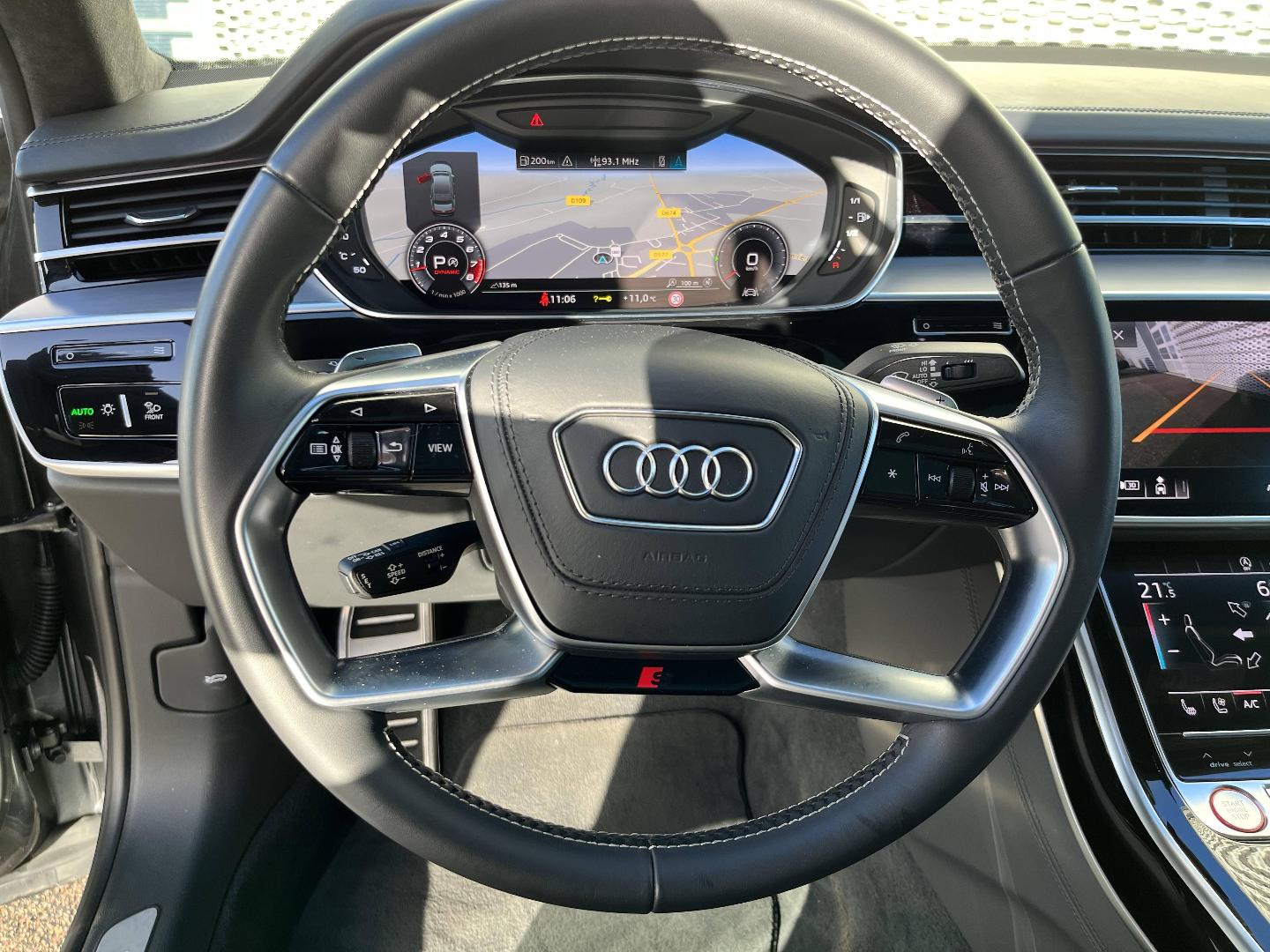 Image about Audi S8 S8 TFSI quattro 420 kW (571 ch) tiptronic