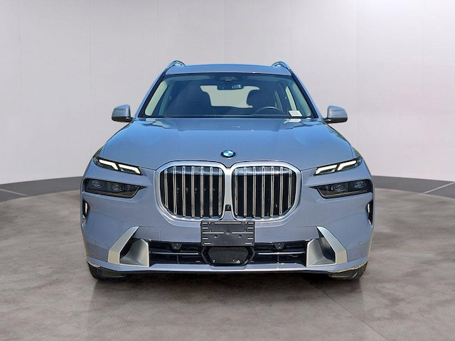 2024 BMW X7