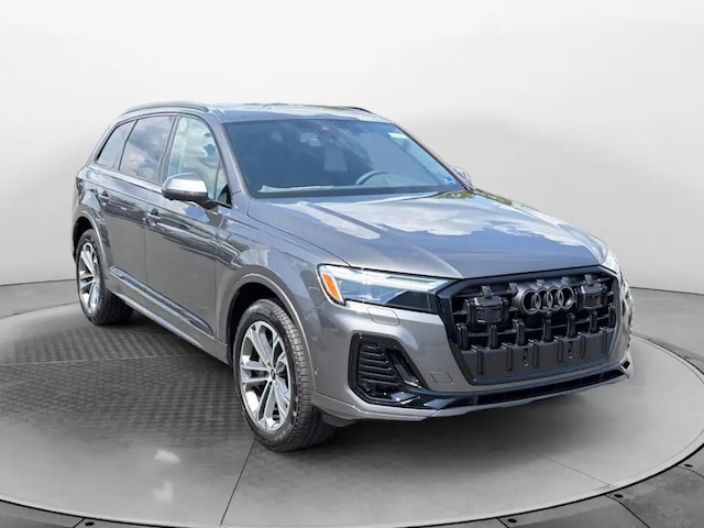 2026 Audi Q7 Premium