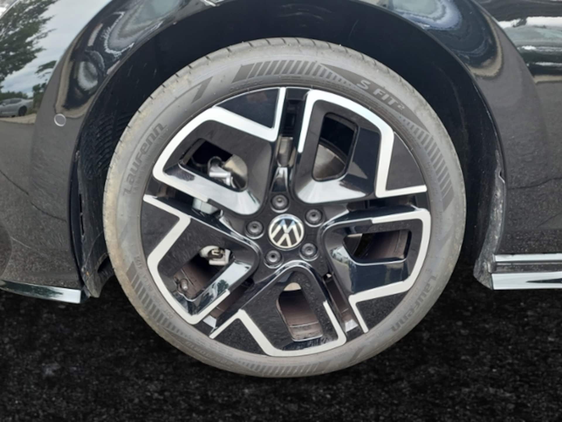 Volkswagen Golf R-Line