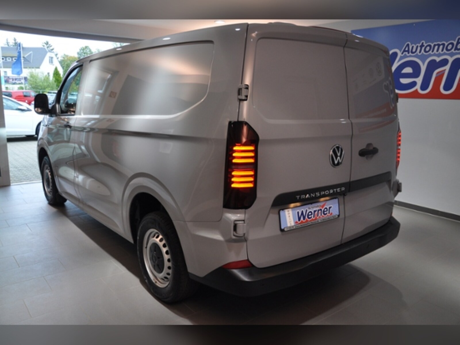 Volkswagen Transporter Kasten kurzer Radstand – Bild 5