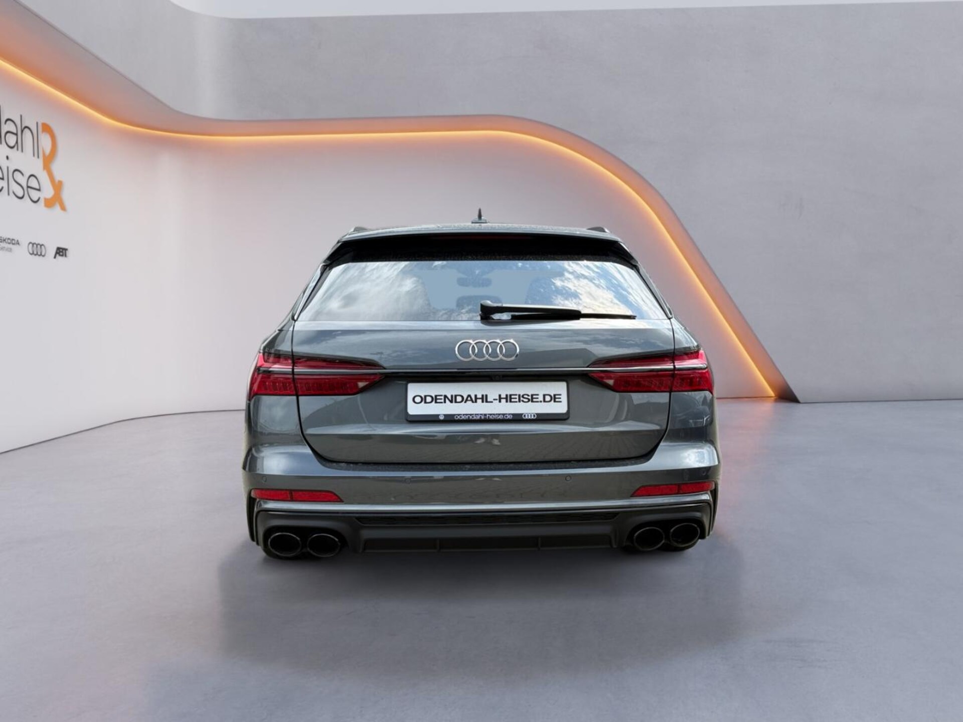 Audi S6 Avant