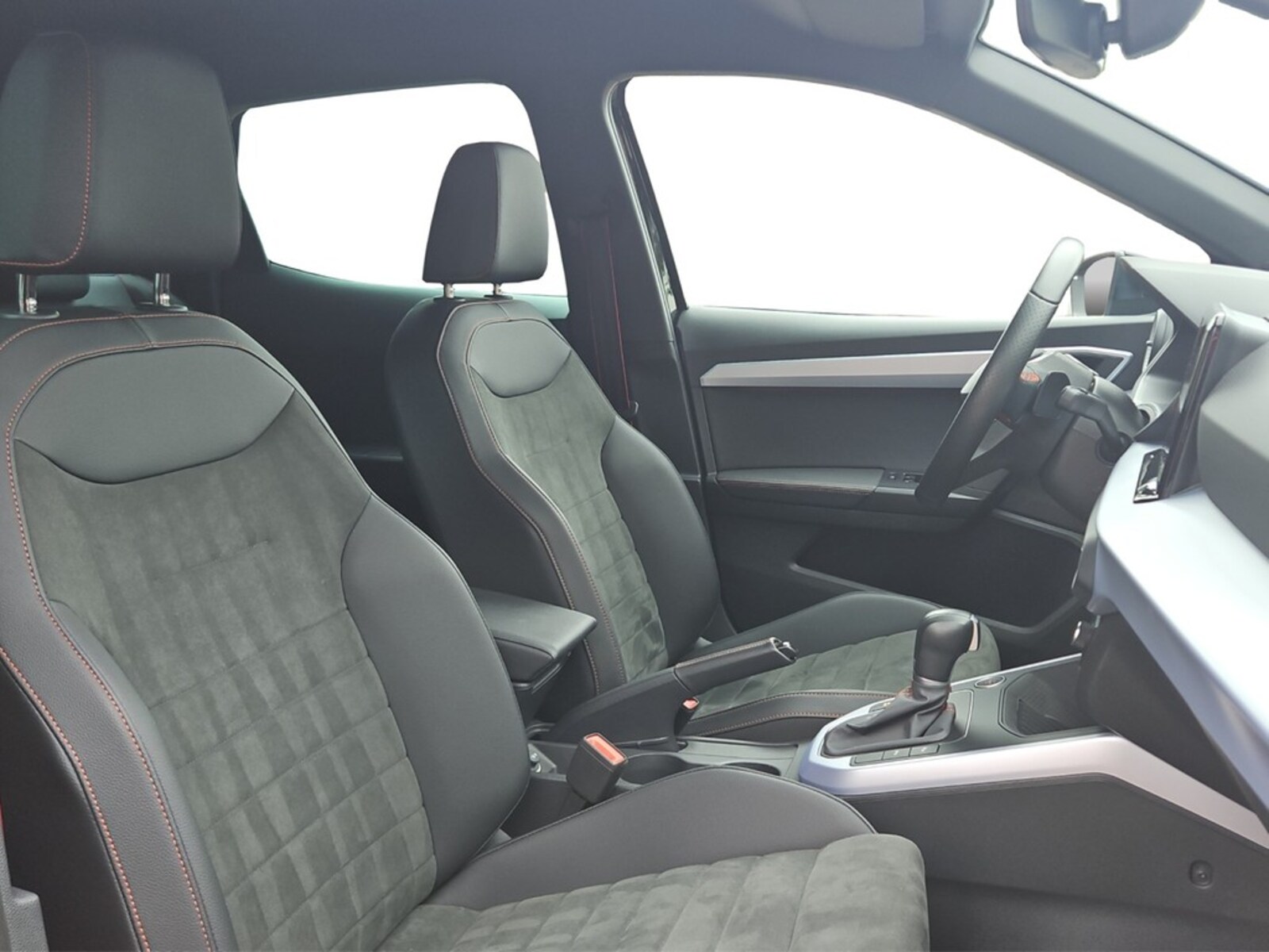 SEAT Arona – Bild 10