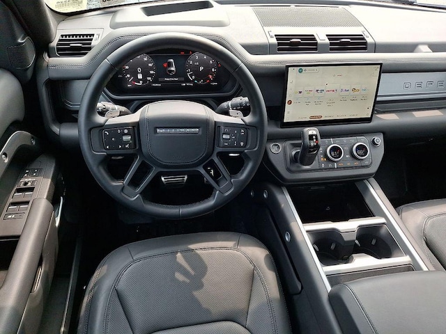 2025 Land Rover Defender