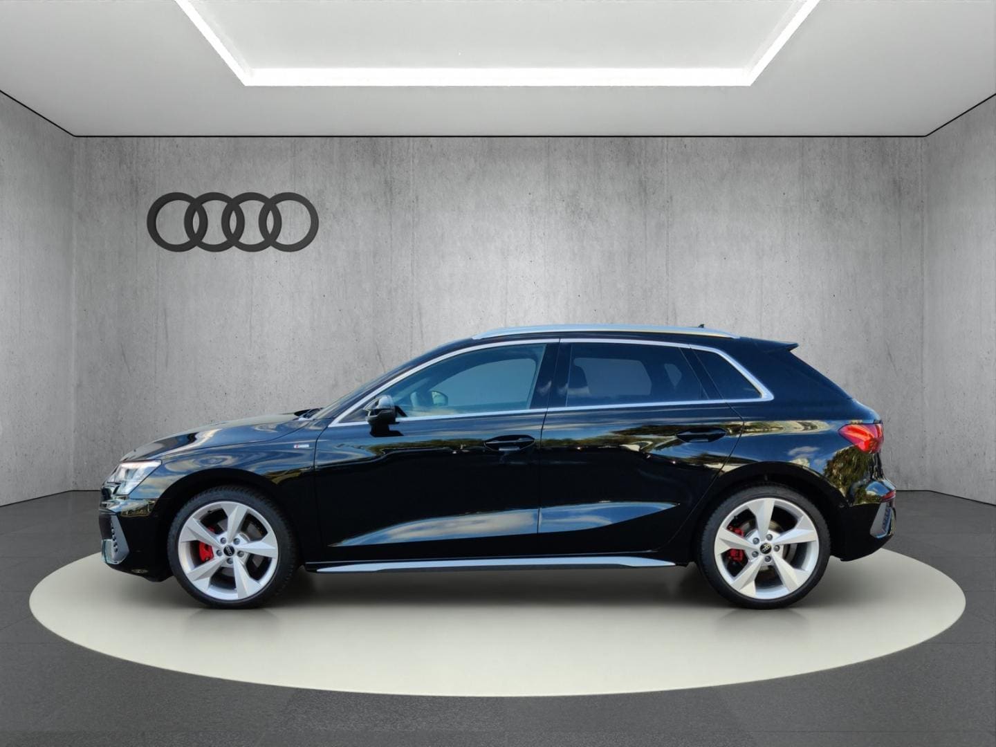 Bild über Audi A3 Sportback S line 40 TFSI quattro S tronic - für weitere Informationen kontaktieren Sie den Audi Partner