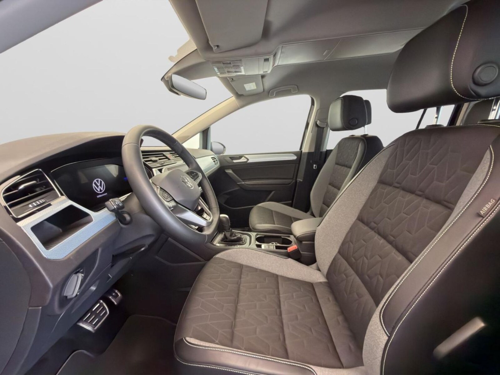 Volkswagen Touran – Bild 9