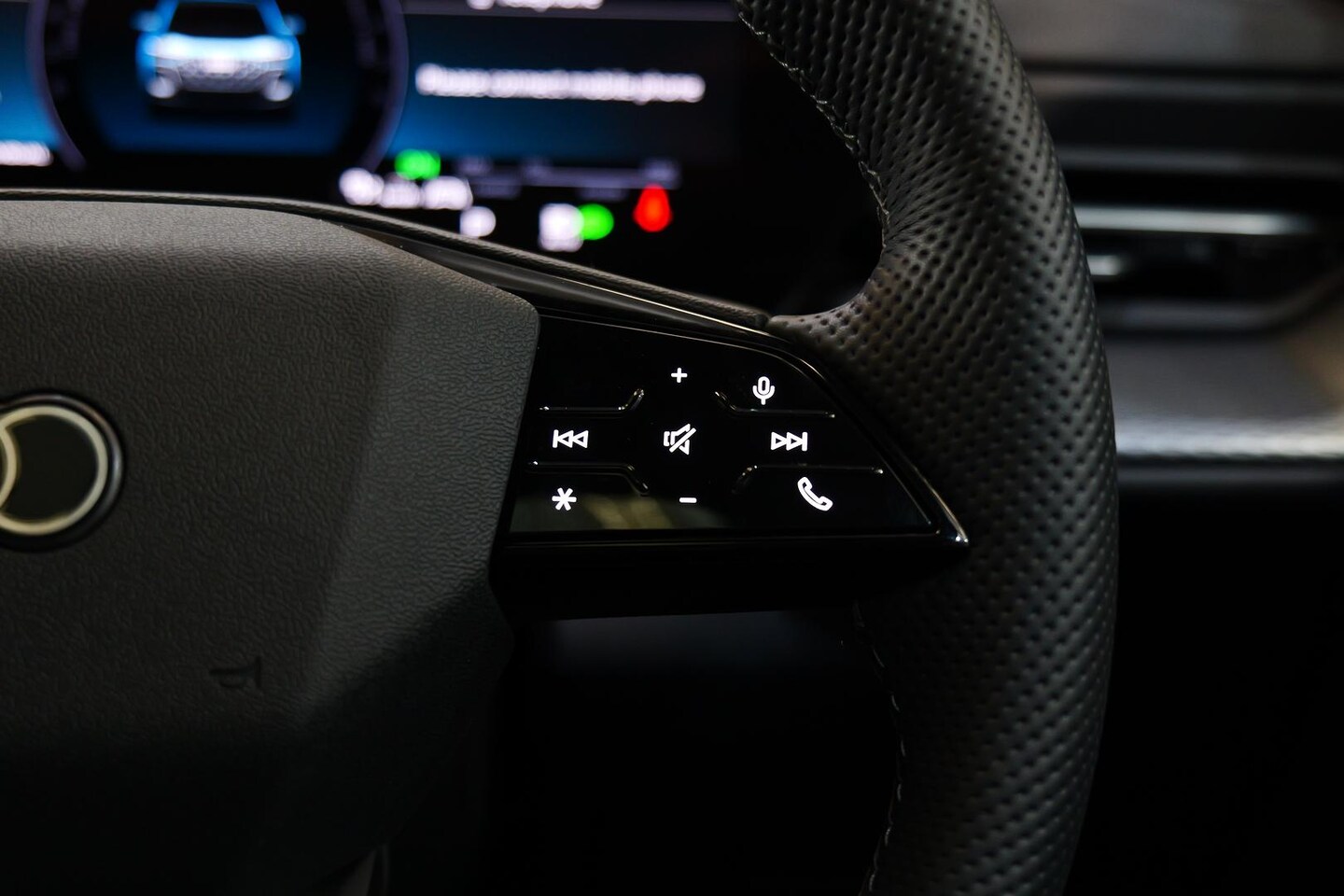 Image about Audi Q5 SUV e-hybrid quattro S tronic