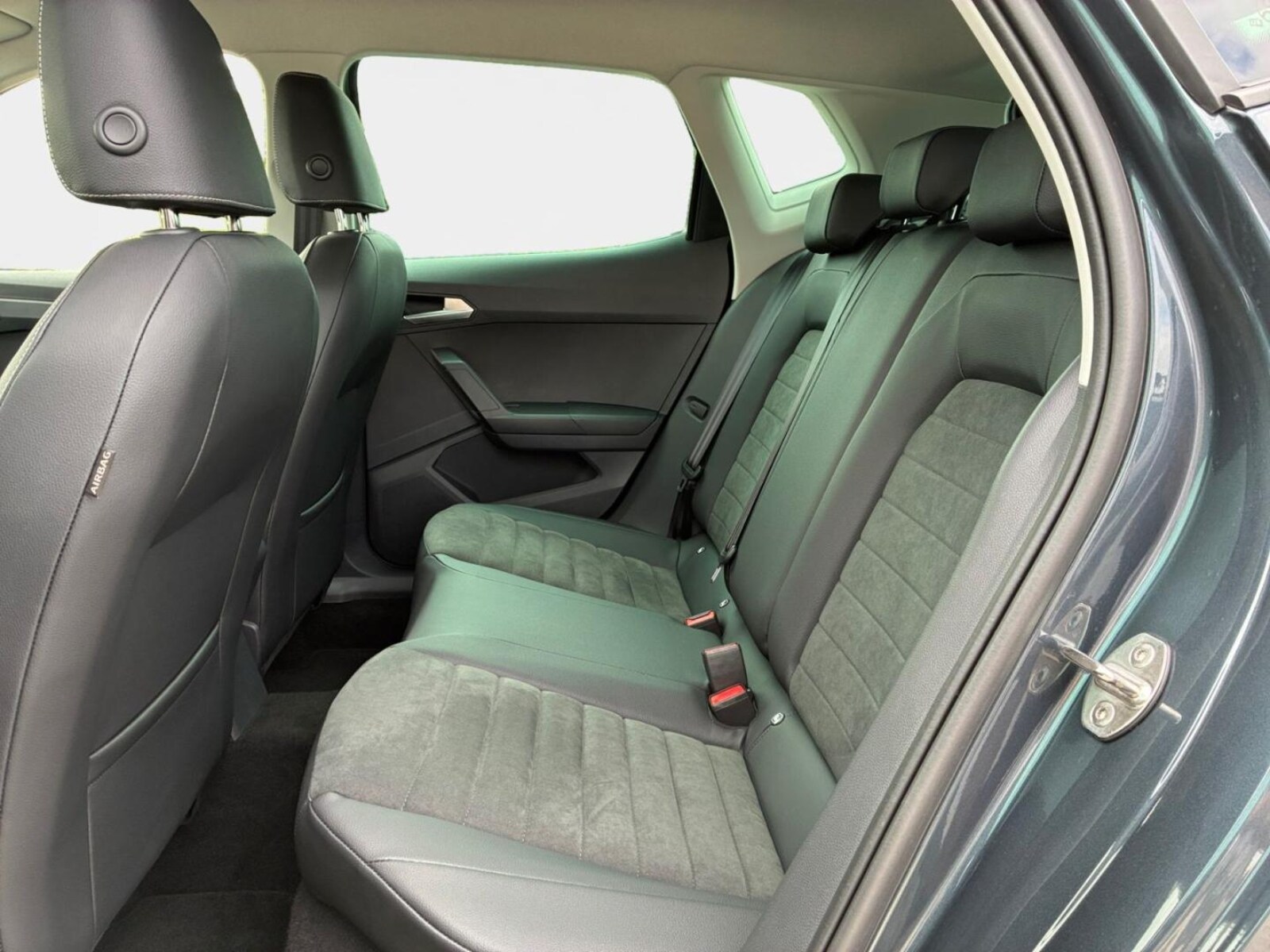 SEAT Arona – Bild 13