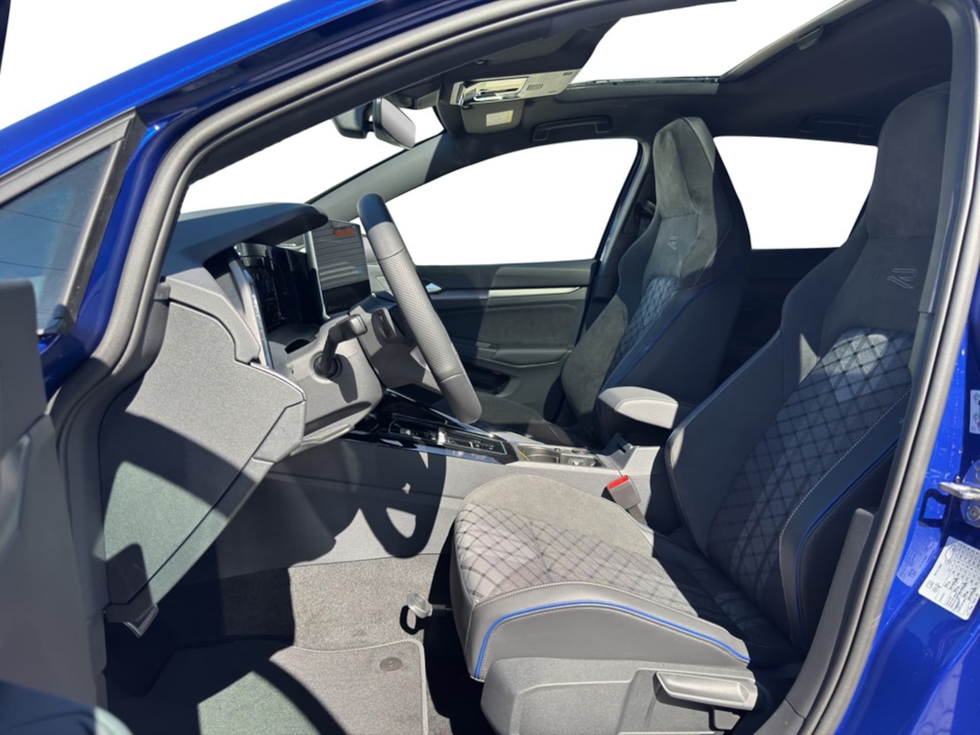 Volkswagen Golf R-Line