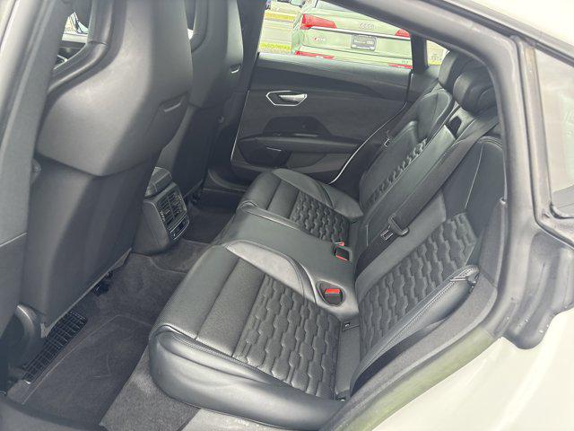 2023 Audi e-tron GT Premium Plus - Photo 11