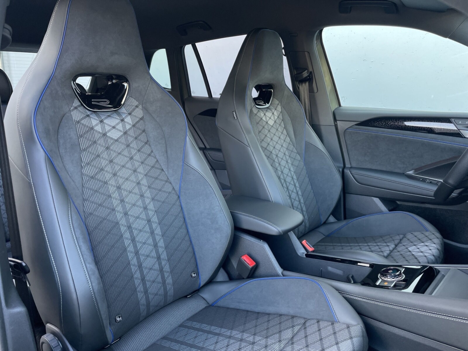 Volkswagen Tiguan – Bild 8