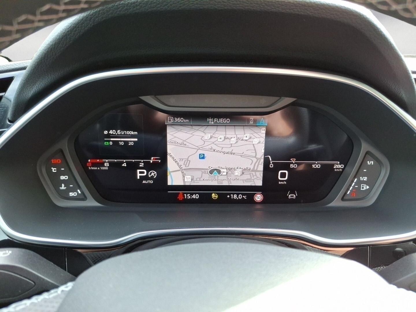 Bild über Audi Q3 S line 35 TFSI S tronic - für weitere Informationen kontaktieren Sie den Audi Partner