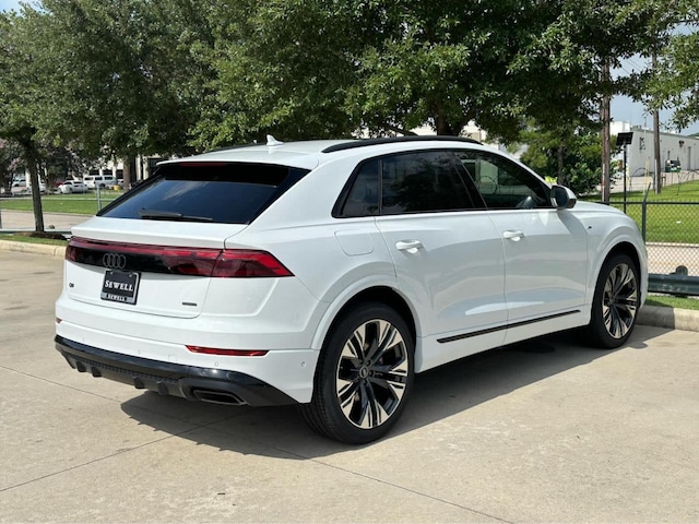 2026 Audi Q8