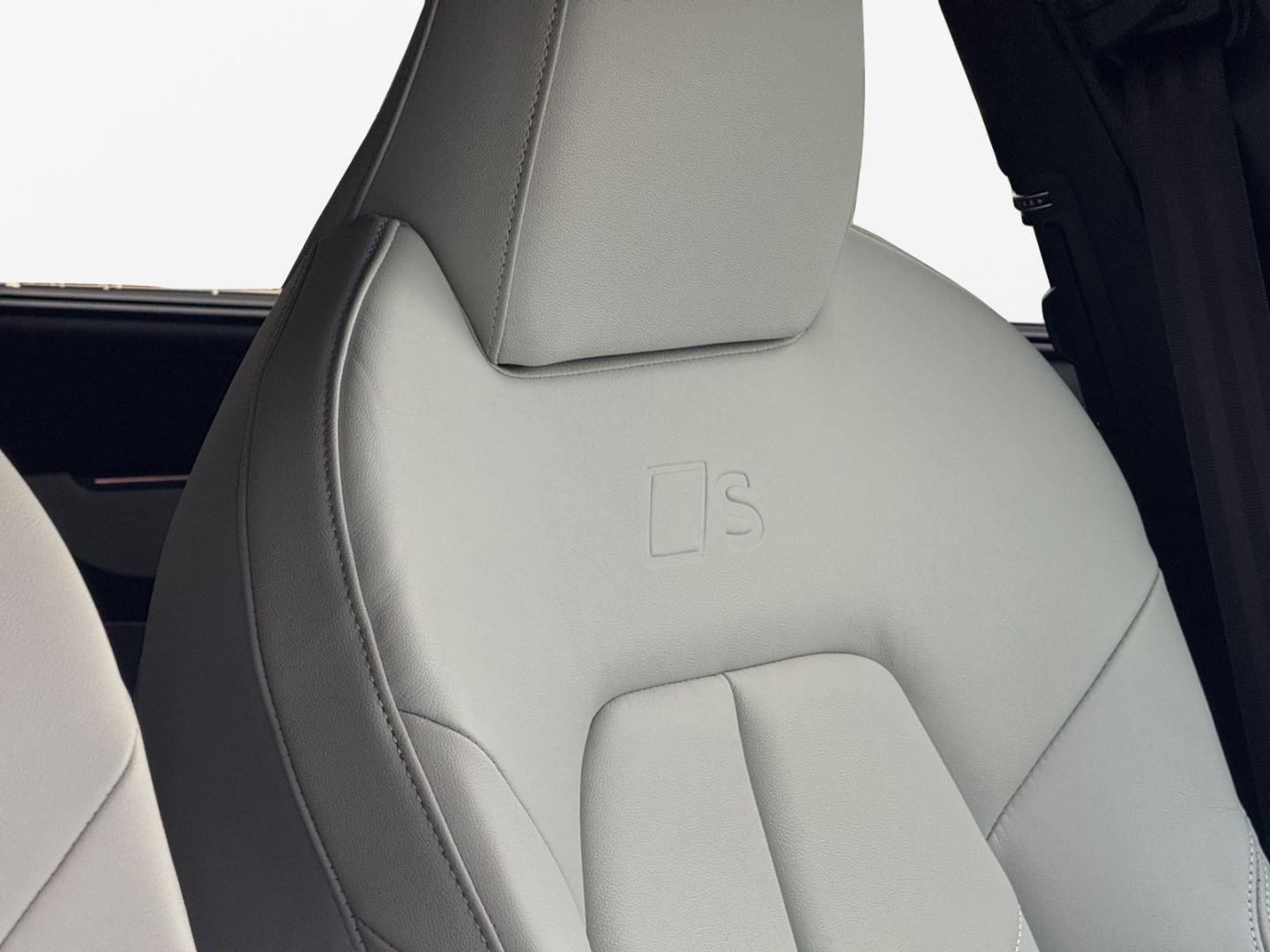 Bild über Audi A6 Avant TDI quattro 150 kW S tronic - für weitere Informationen kontaktieren Sie den Audi Partner