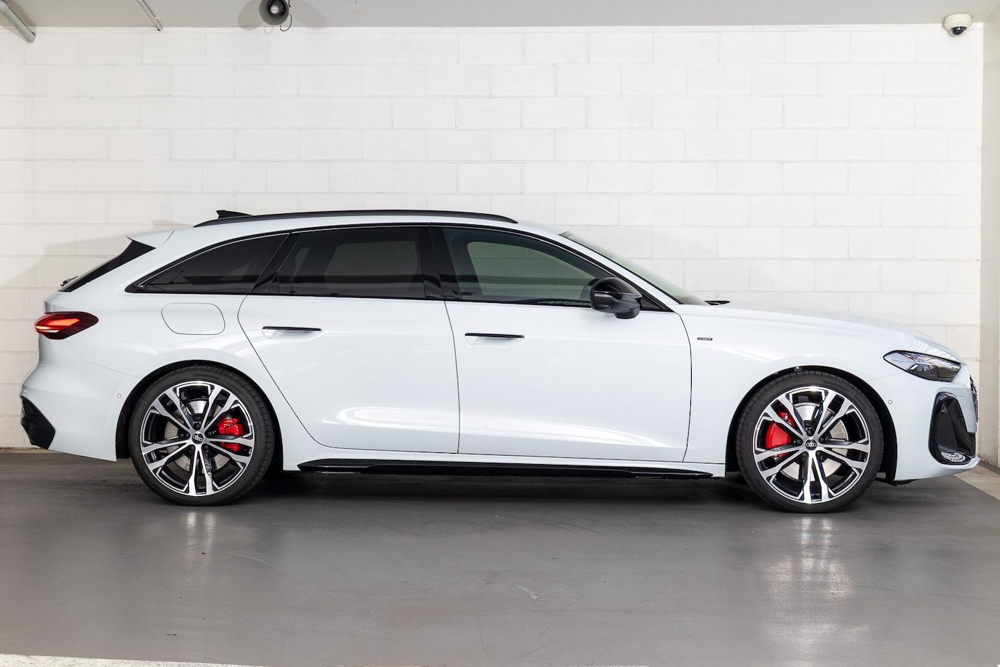 Image about Audi A5 Avant TFSI e e-hybrid quattro 270 kW S tronic