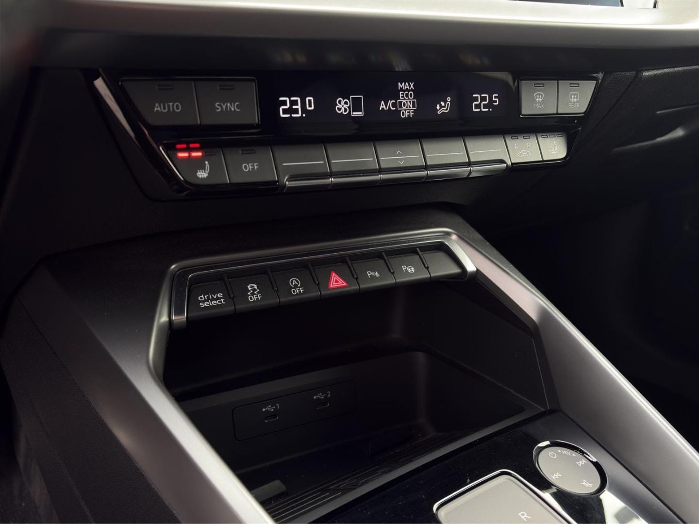Bild über Audi A3 Sportback S line 35 TFSI S tronic - für weitere Informationen kontaktieren Sie den Audi Partner