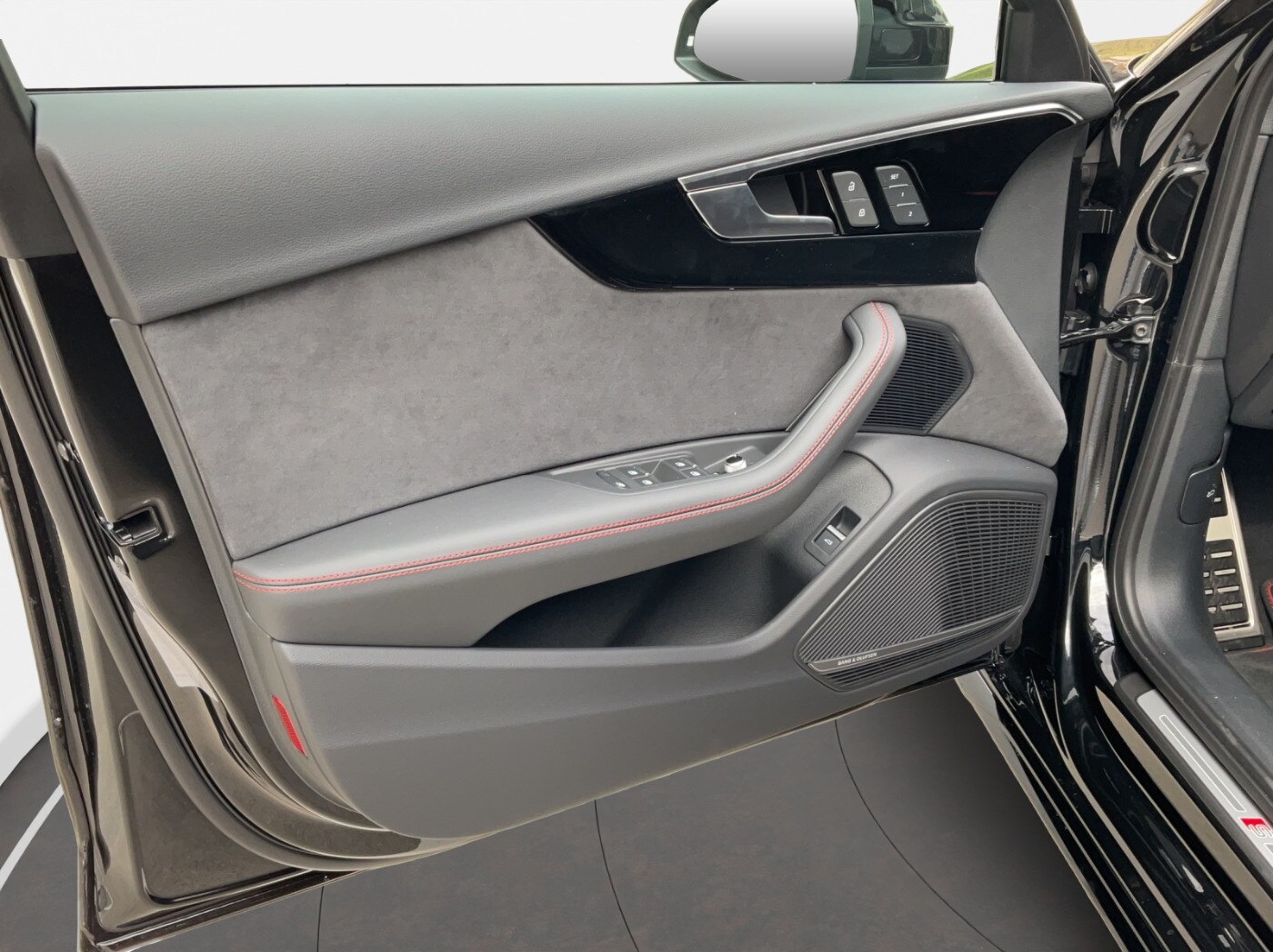 Image about Audi A4 Avant S line 40 TDI quattro S tronic