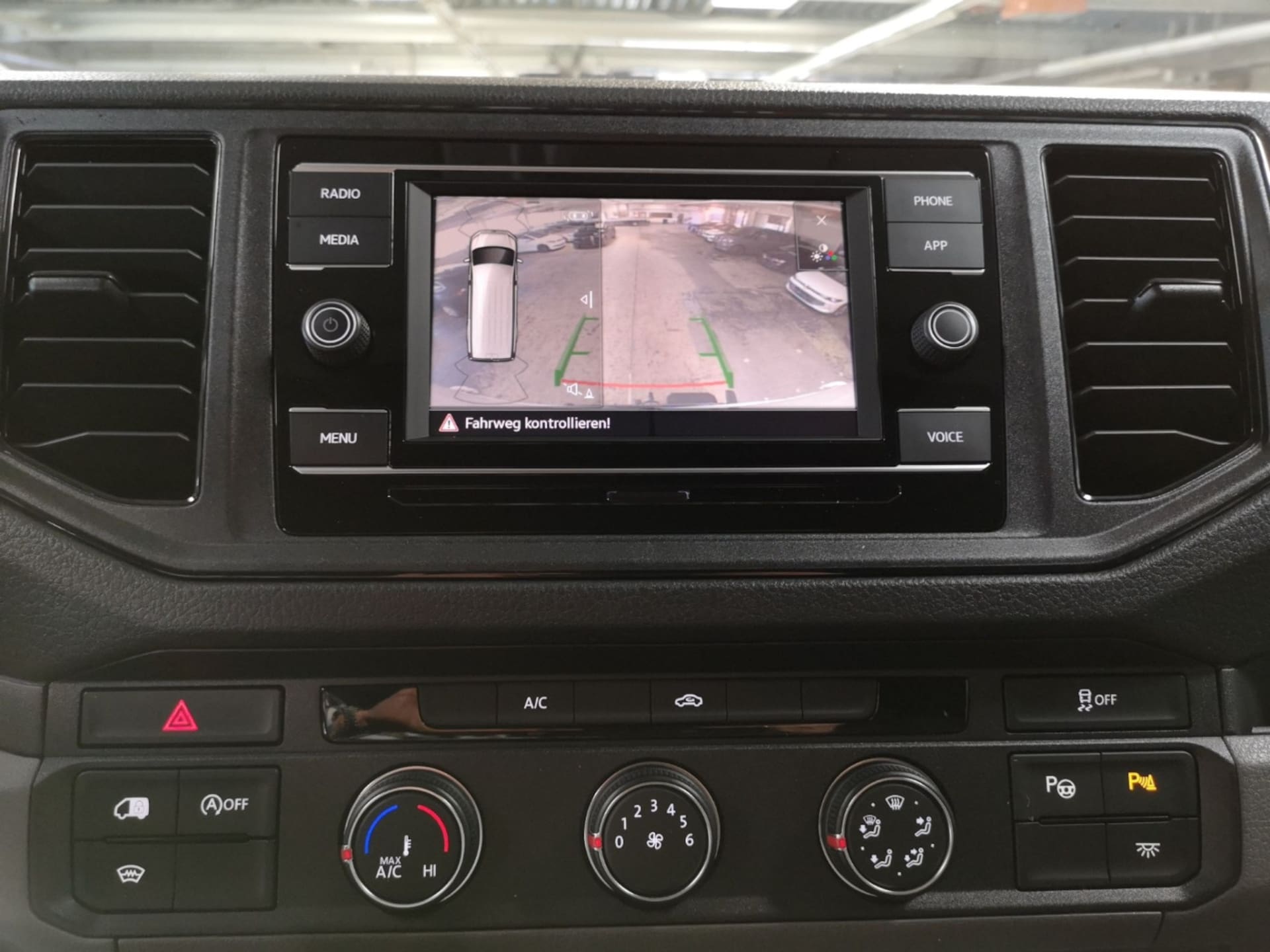 Volkswagen Crafter Kasten mittlerer Radstand
