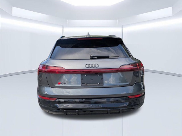 2024 Audi Q8 e-tron