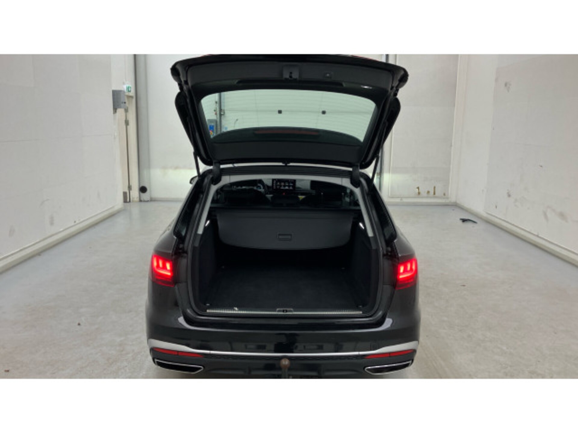 Audi A4 Avant S line