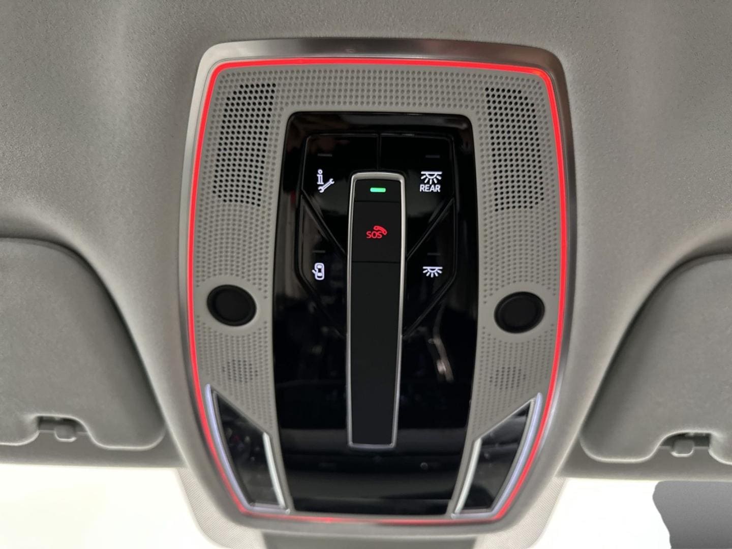 Bild über Audi S8 TFSI quattro tiptronic - für weitere Informationen kontaktieren Sie den Audi Partner