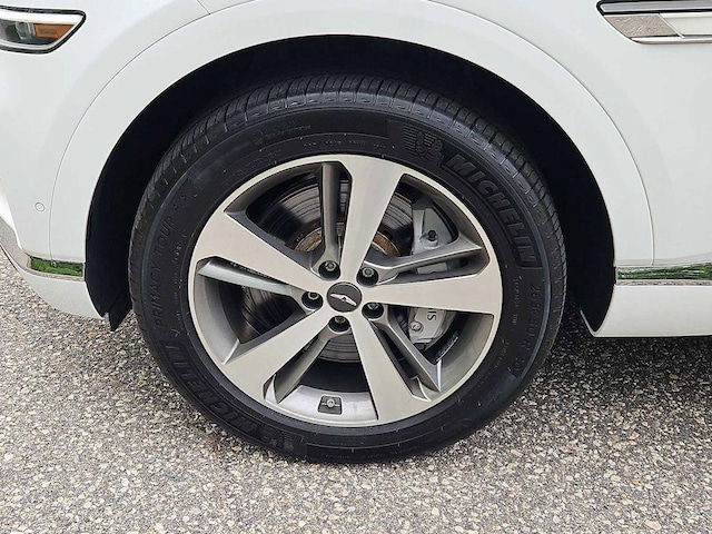 2023 Genesis GV80