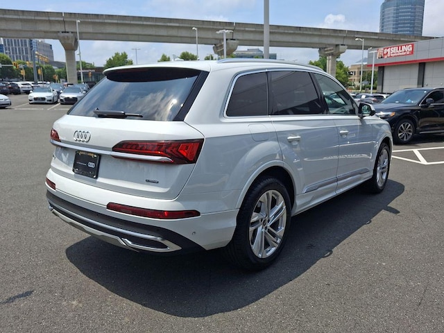 2023 Audi Q7