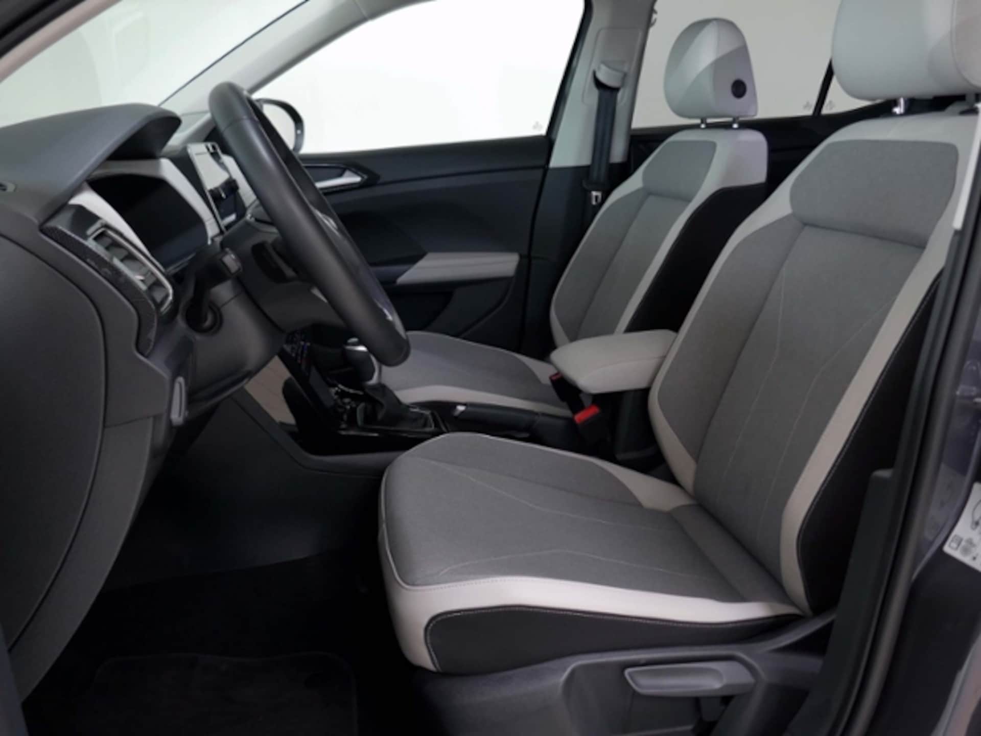 Volkswagen T-Cross Style