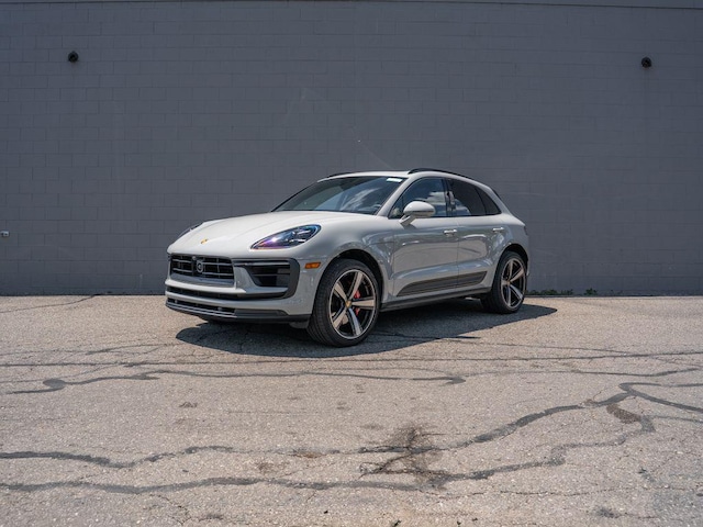 Photo of 2026 Porsche Macan 