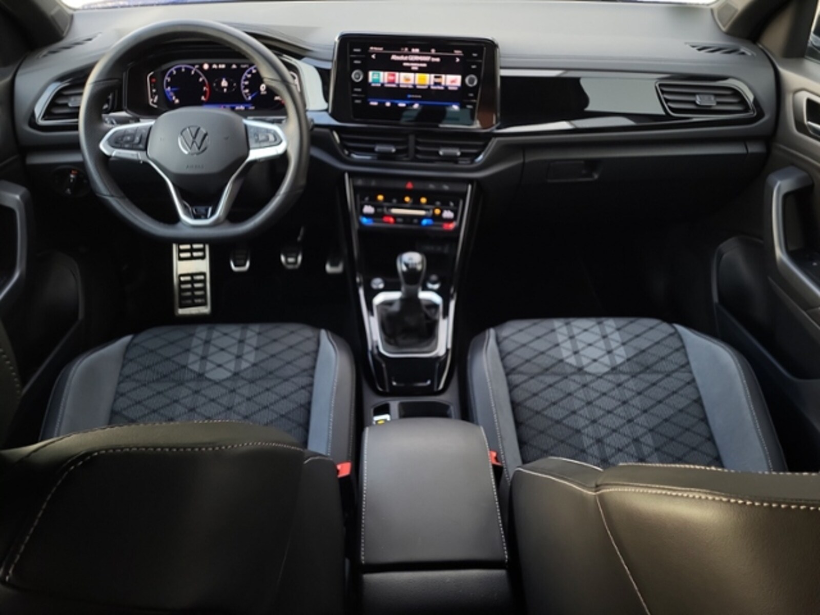 Volkswagen T-Roc – Bild 10