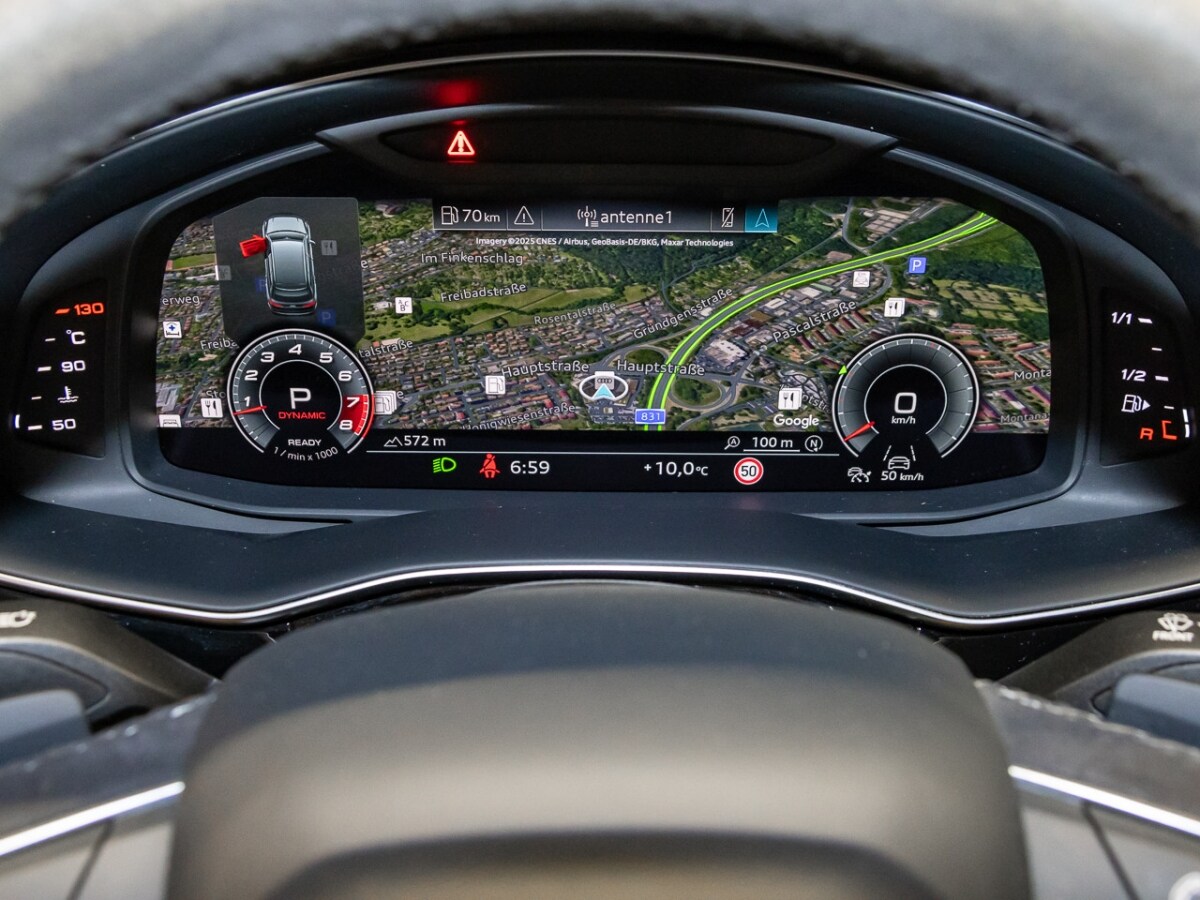 Image about Audi SQ7 TFSI quattro tiptronic