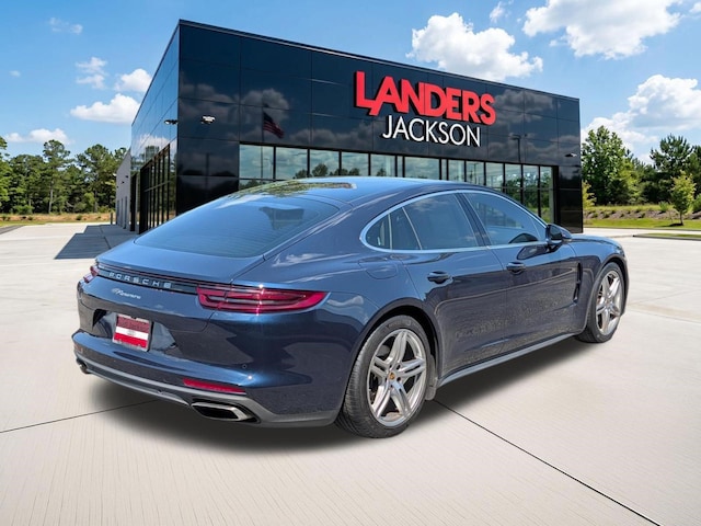 2018 Porsche Panamera