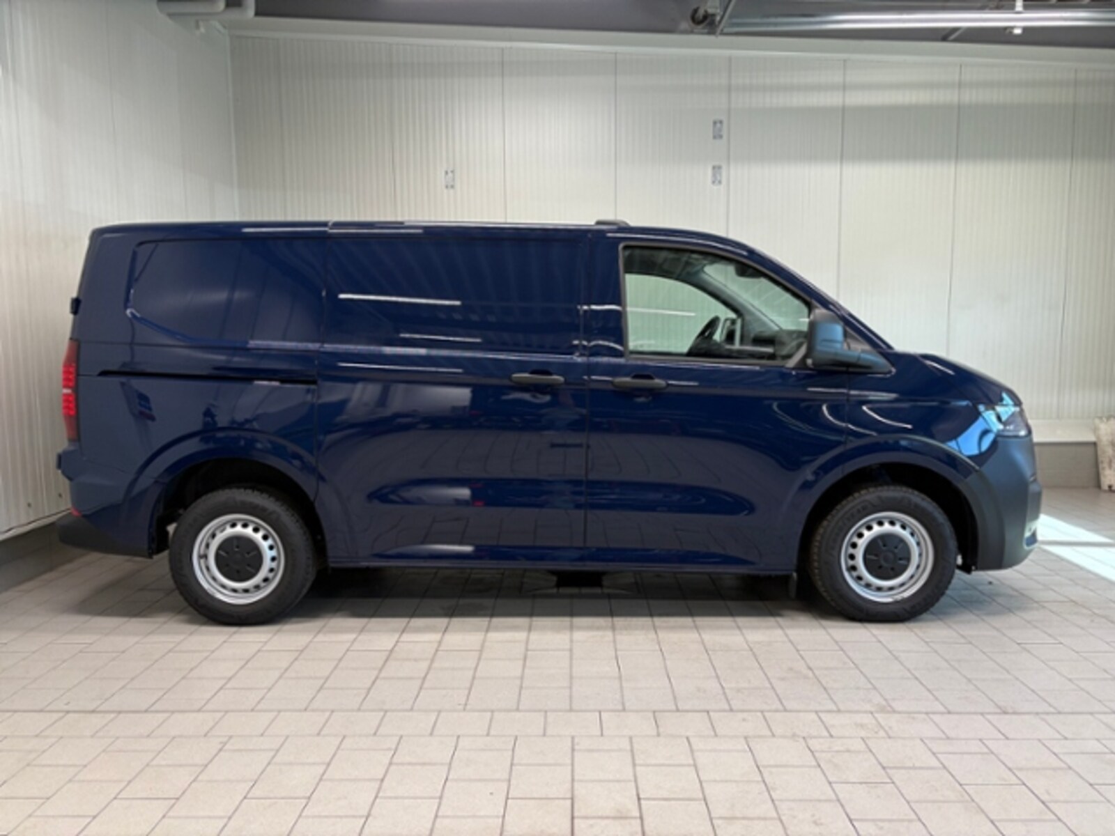 Volkswagen Transporter Kasten kurzer Radstand – Bild 8