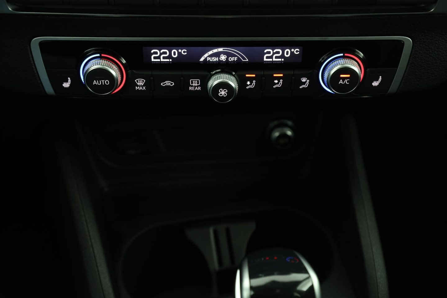 Bild über Audi Q2 advanced 30 TDI S tronic - für weitere Informationen kontaktieren Sie den Audi Partner