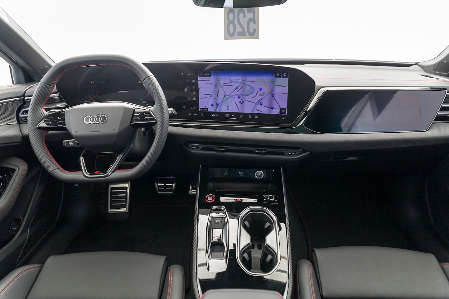 Bild über Audi A6 Avant TFSI quattro 270 kW S tronic - für weitere Informationen kontaktieren Sie den Audi Partner