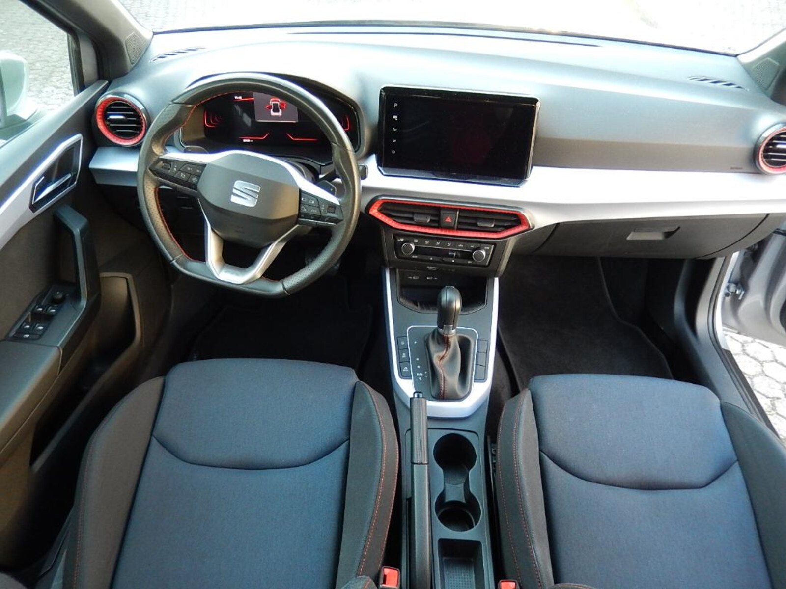 SEAT Arona – Bild 8
