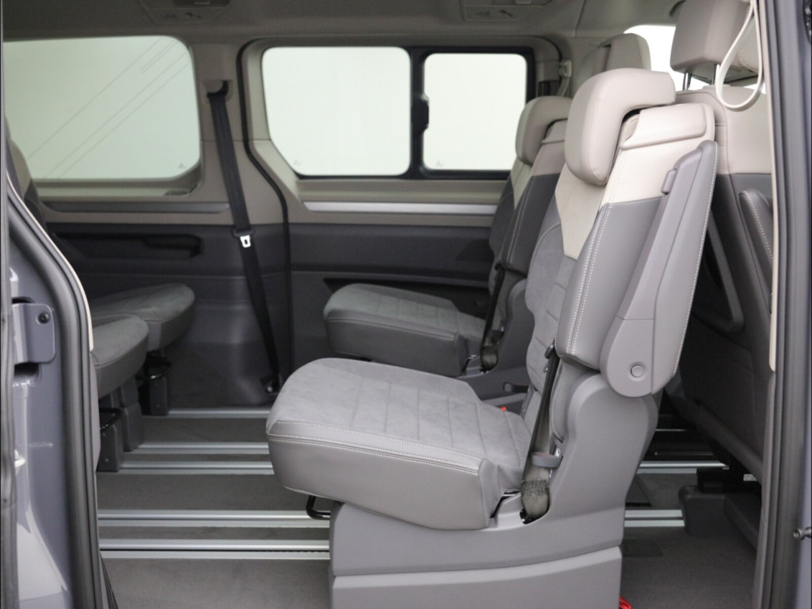 Volkswagen Multivan Langversion – Bild 7