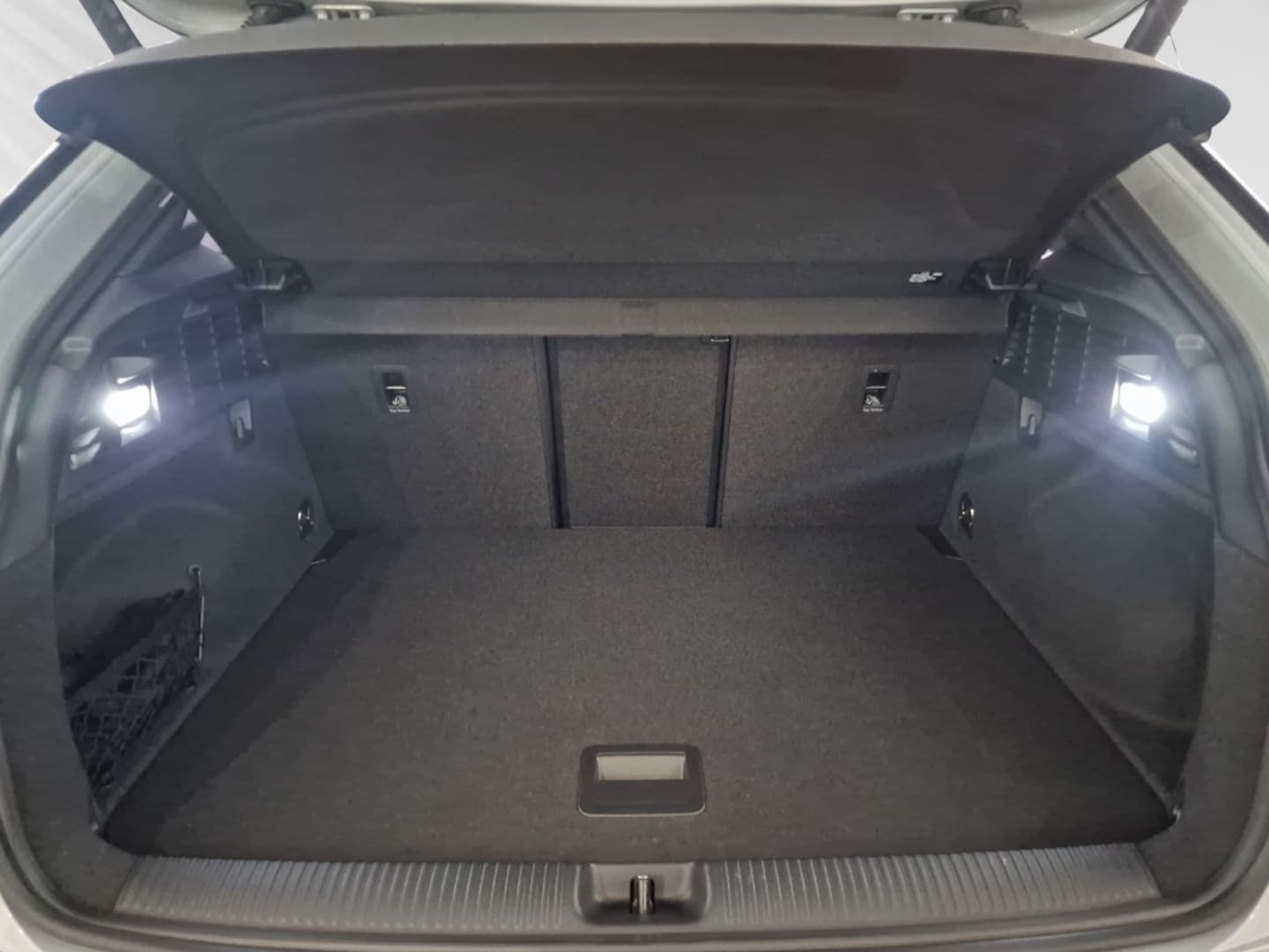 Bild über Audi Q2 S line 35 TFSI S tronic - für weitere Informationen kontaktieren Sie den Audi Partner
