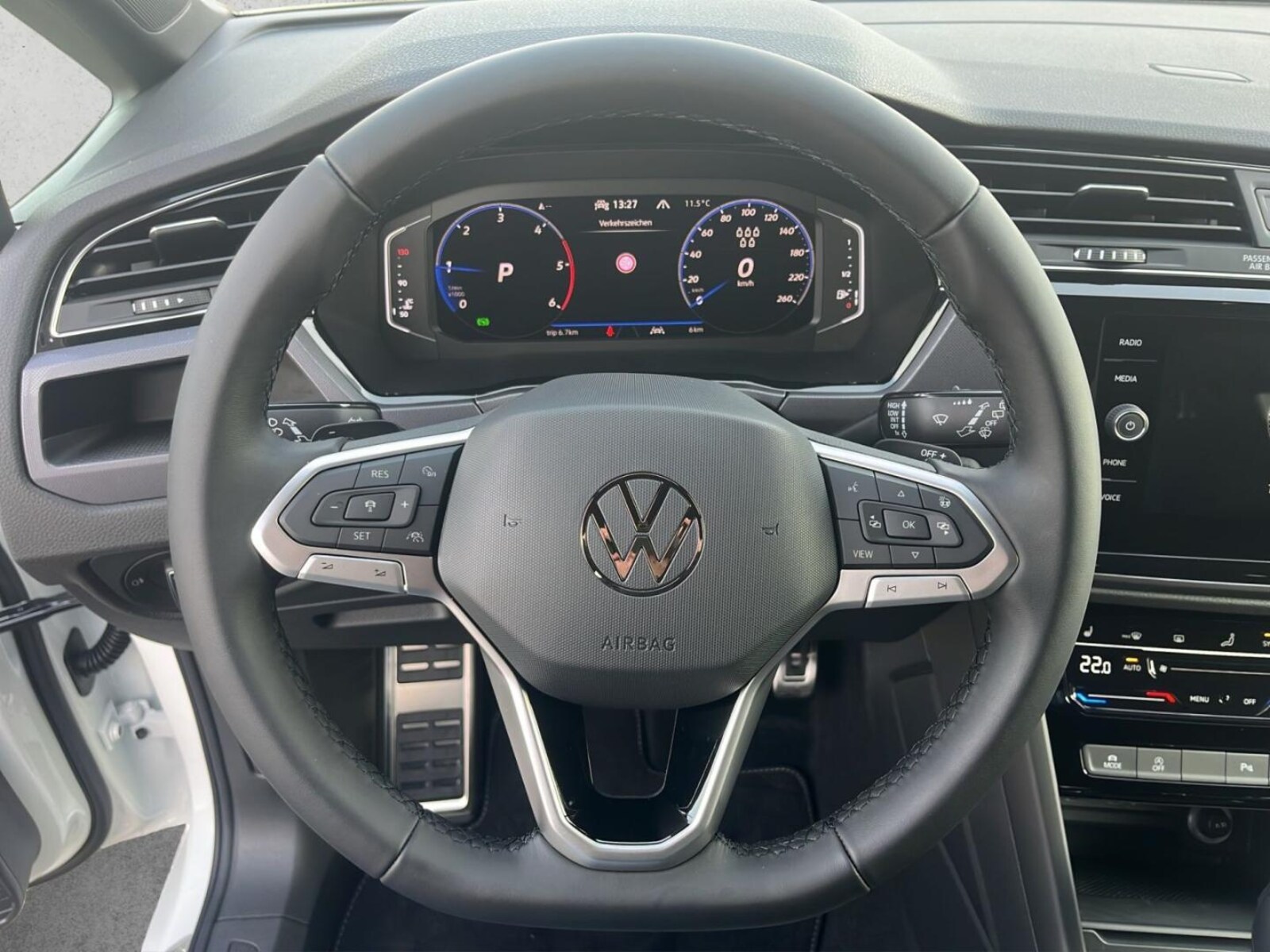 Volkswagen Touran – Bild 9
