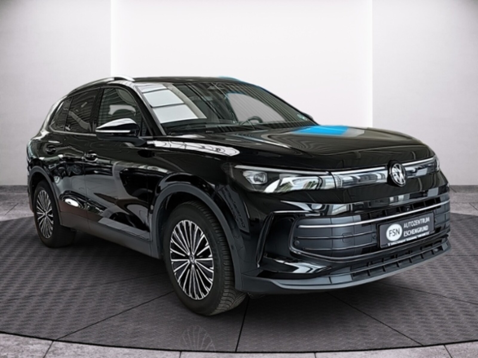 Volkswagen Tiguan – Bild 3