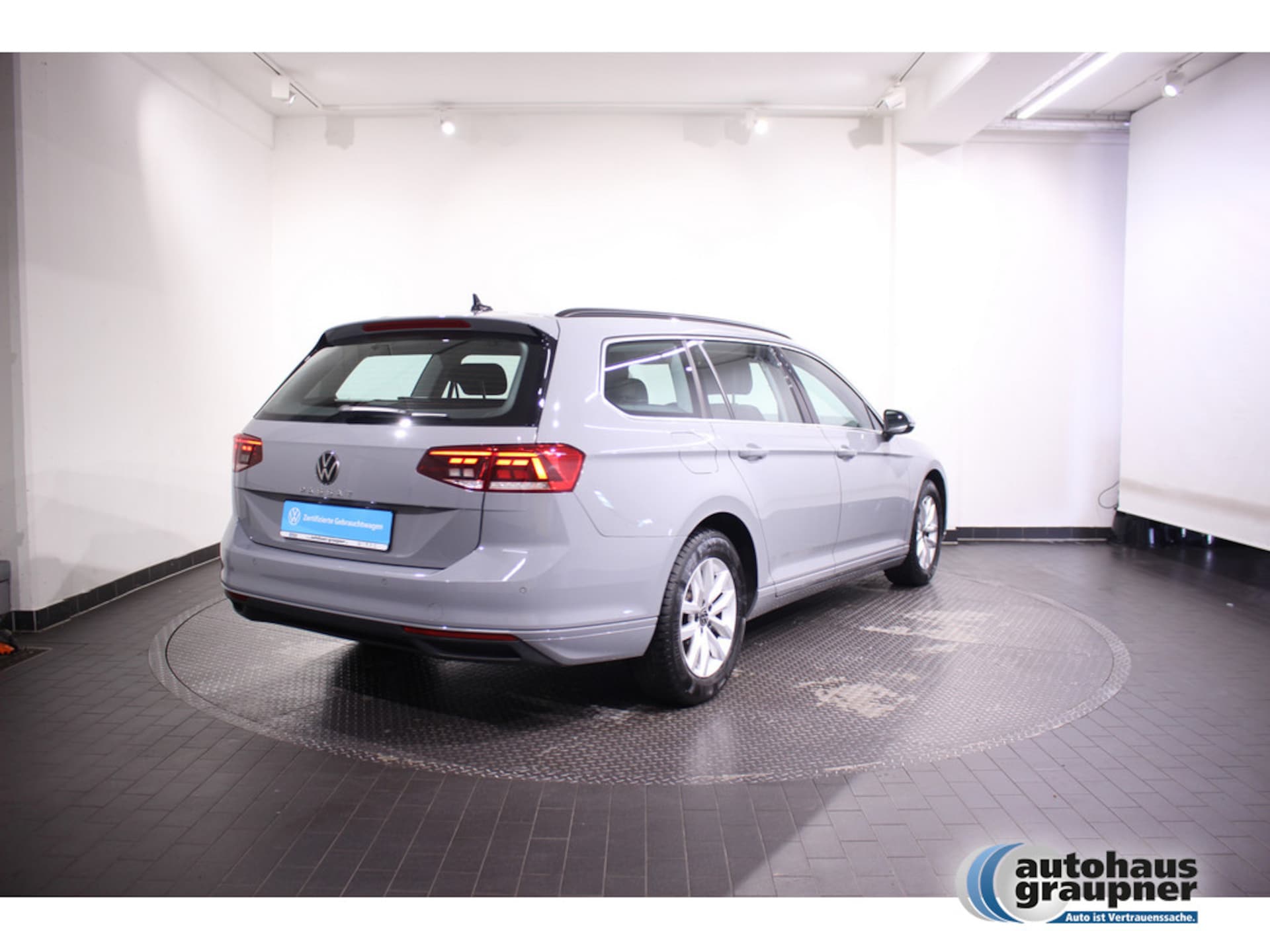 Volkswagen Passat Variant Business