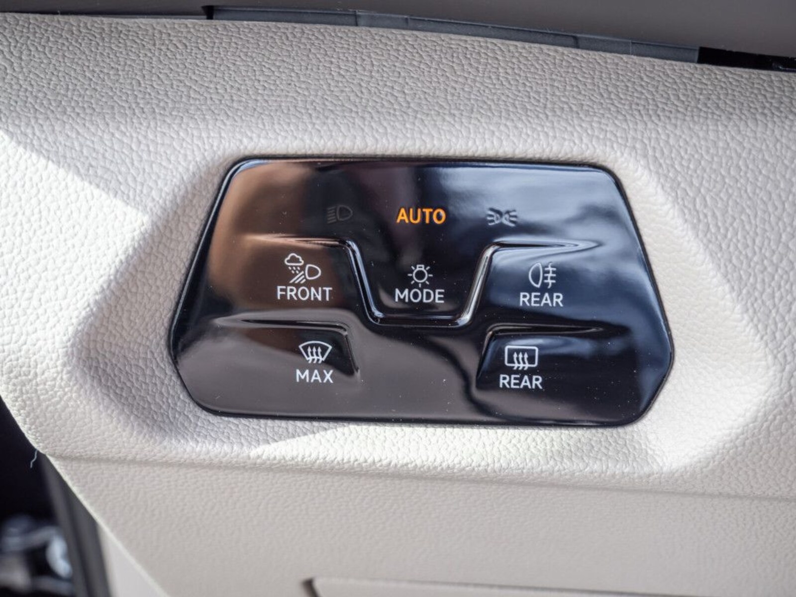 Volkswagen Multivan Langversion – Bild 18